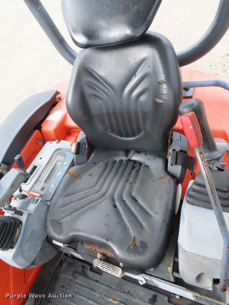 image for item EI9991 2006 Kubota KX71-3 mini excavator