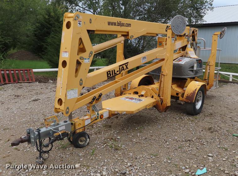 image for item EI9992 2008 Bil-Jax 45270 boom lift