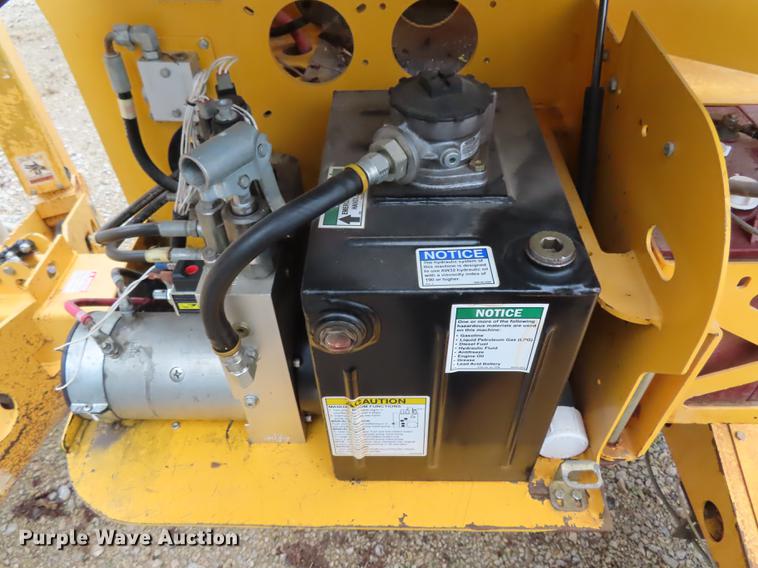 image for item EI9992 2008 Bil-Jax 45270 boom lift