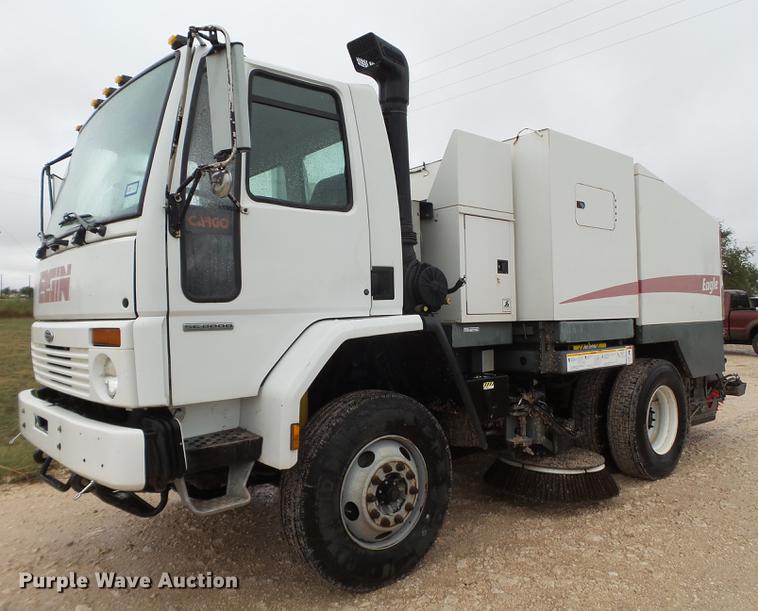 image for item EN9630 2005 Elgin Eagle Series F street sweeper