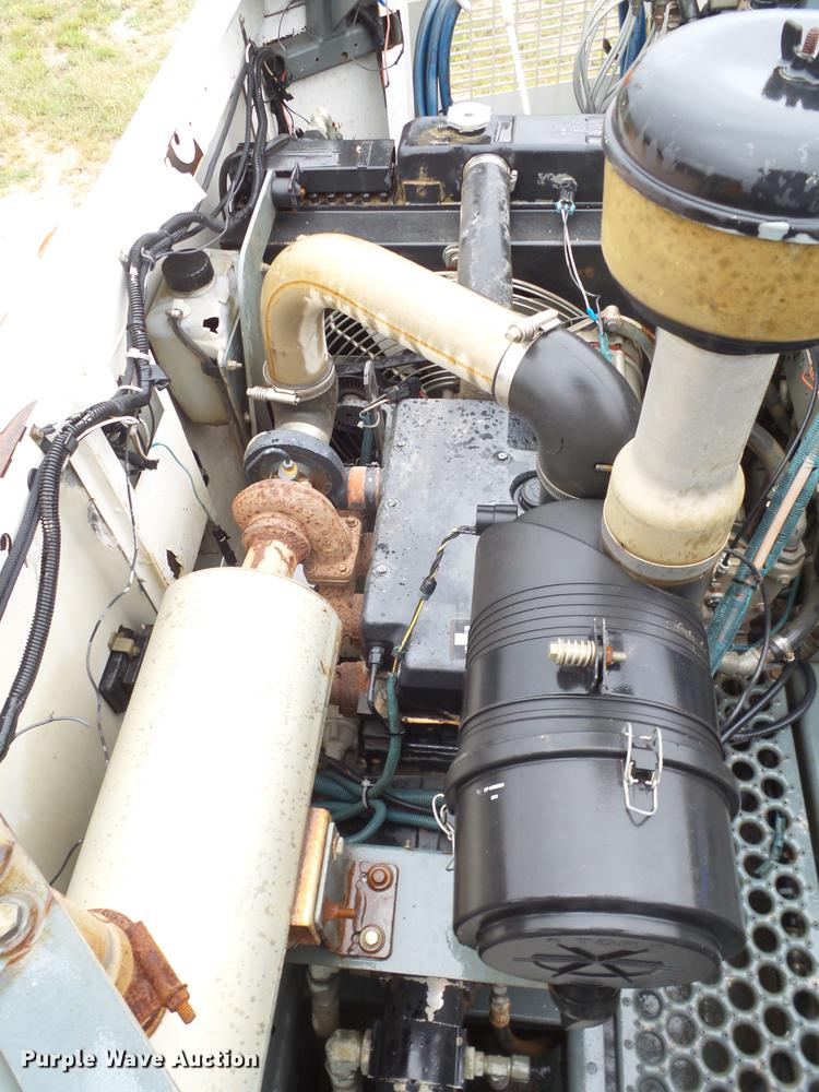 image for item EN9630 2005 Elgin Eagle Series F street sweeper