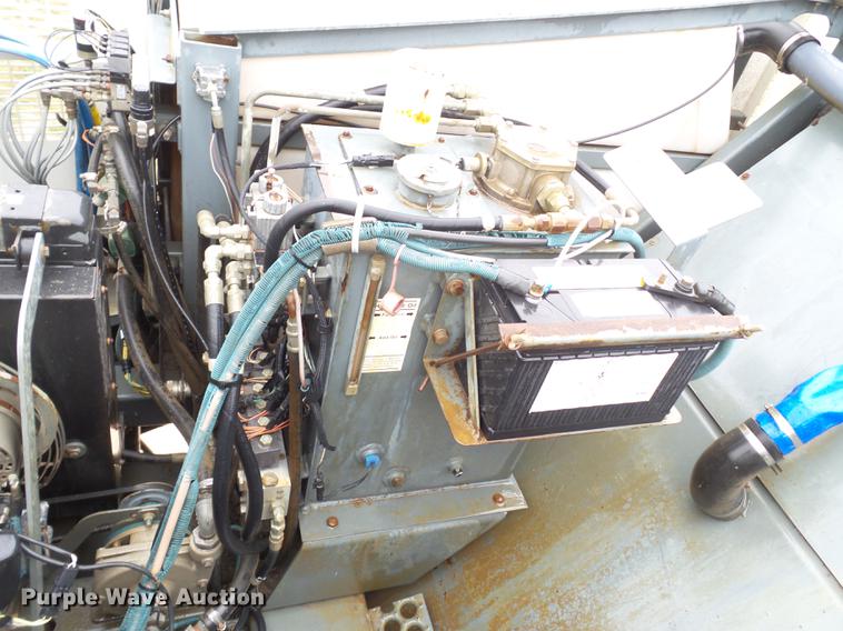 image for item EN9630 2005 Elgin Eagle Series F street sweeper