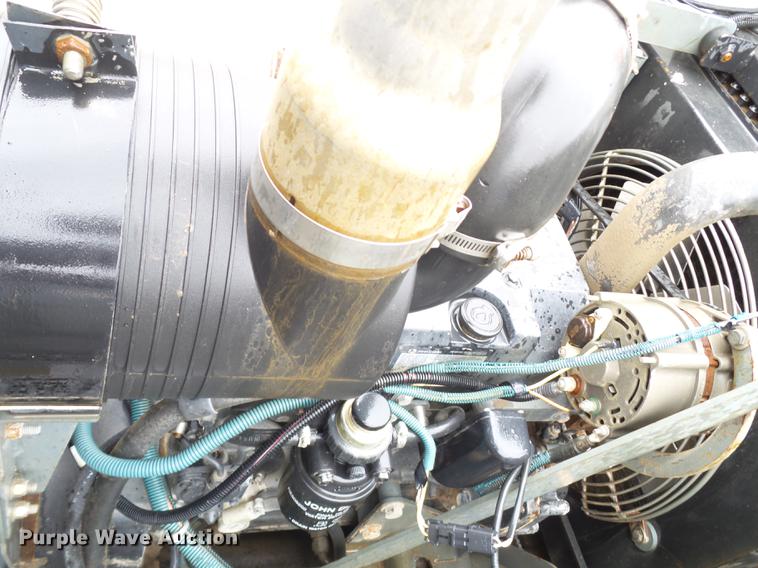 image for item EN9630 2005 Elgin Eagle Series F street sweeper