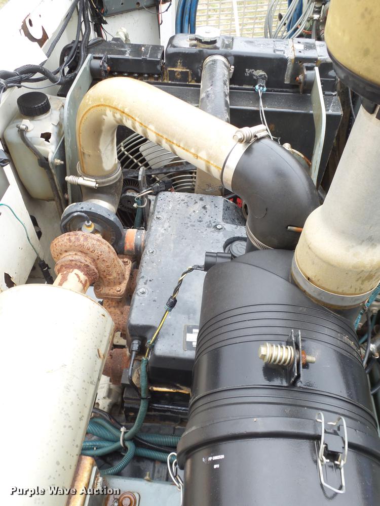 image for item EN9630 2005 Elgin Eagle Series F street sweeper