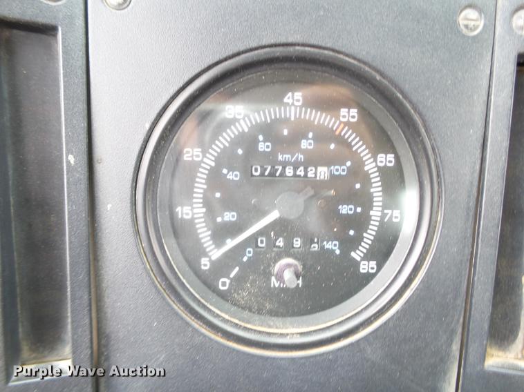 image for item EN9630 2005 Elgin Eagle Series F street sweeper