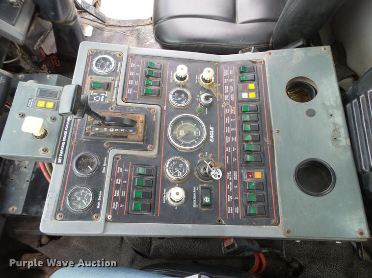 image for item EN9630 2005 Elgin Eagle Series F street sweeper