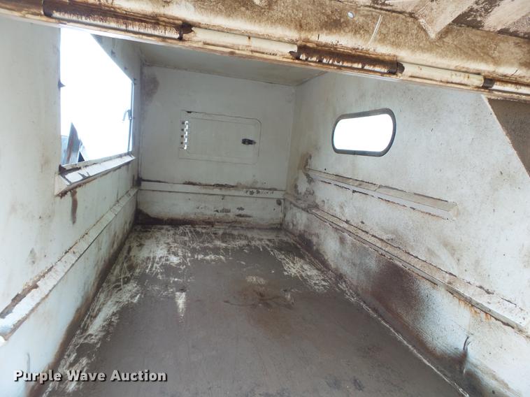 image for item EN9630 2005 Elgin Eagle Series F street sweeper