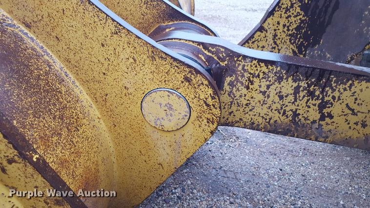 image for item EN9631 2013 Komatsu WA500-7 wheel loader