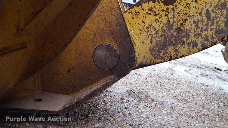 image for item EN9631 2013 Komatsu WA500-7 wheel loader