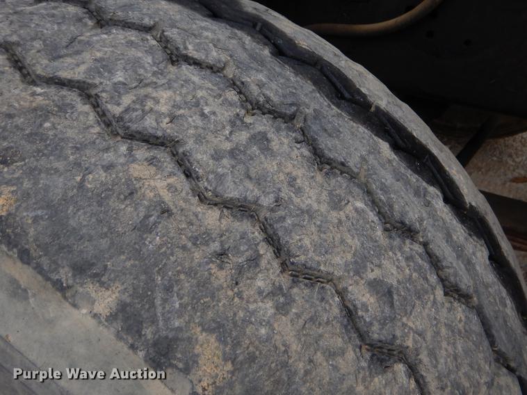 image for item EO9643 1989 Ford LT8000 ready mix truck