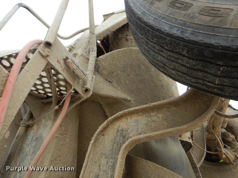 image for item EO9643 1989 Ford LT8000 ready mix truck