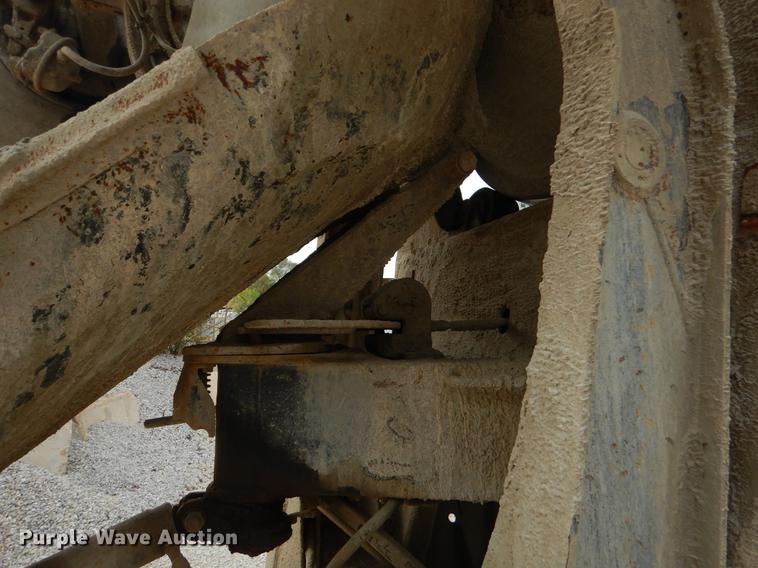 image for item EO9643 1989 Ford LT8000 ready mix truck