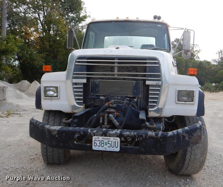 image for item EO9644 1989 Ford LT8000 ready mix truck