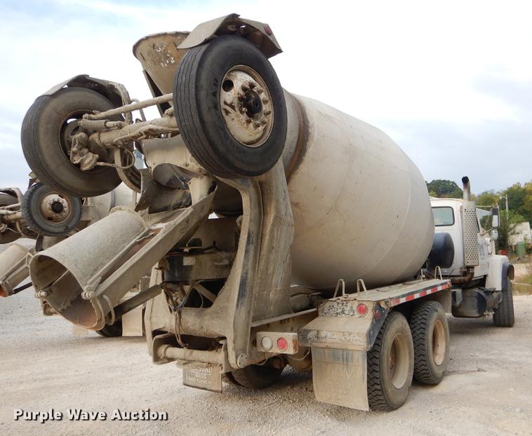 image for item EO9644 1989 Ford LT8000 ready mix truck