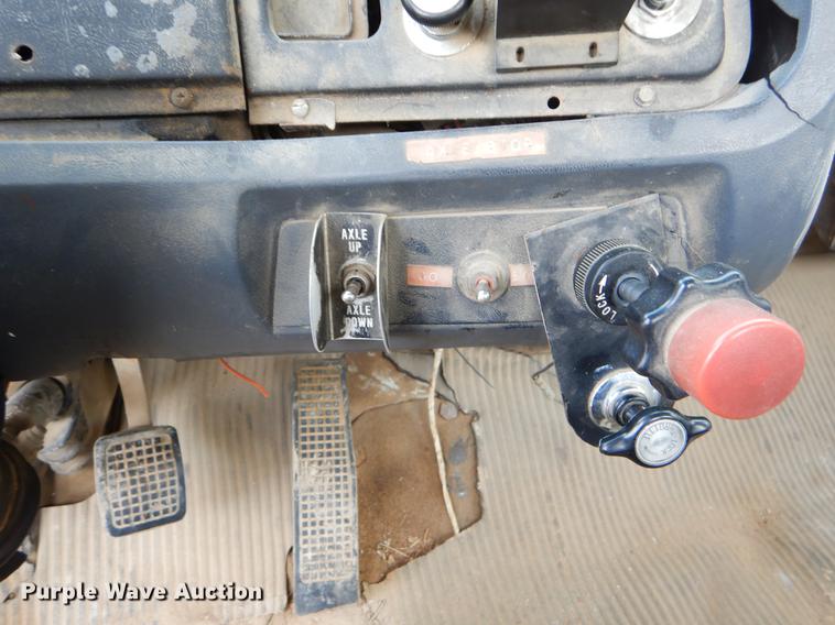 image for item EO9644 1989 Ford LT8000 ready mix truck