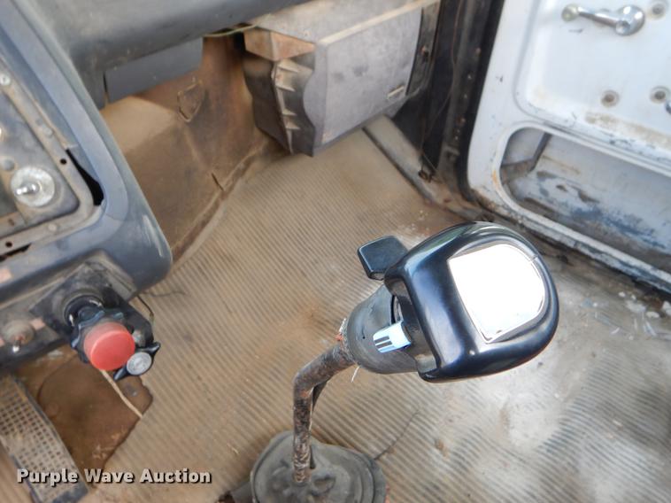 image for item EO9644 1989 Ford LT8000 ready mix truck