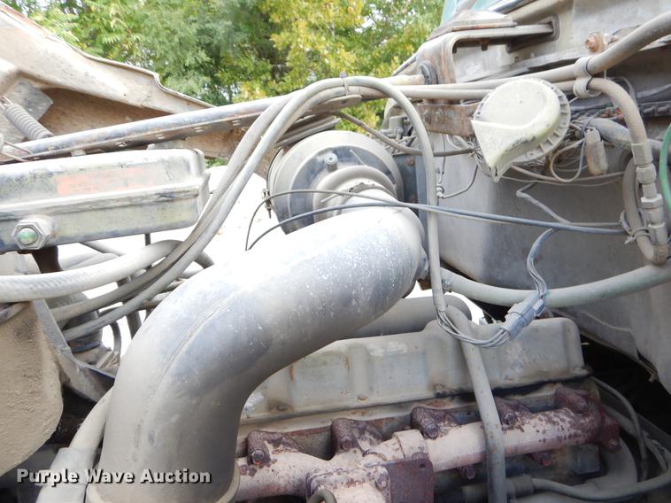 image for item EO9644 1989 Ford LT8000 ready mix truck