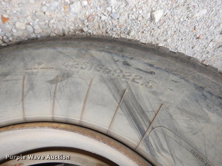 image for item EO9644 1989 Ford LT8000 ready mix truck