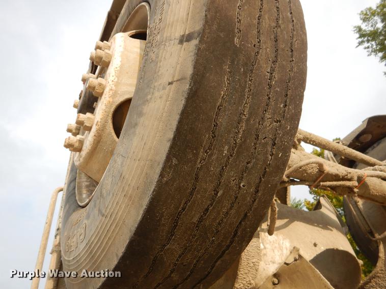 image for item EO9644 1989 Ford LT8000 ready mix truck