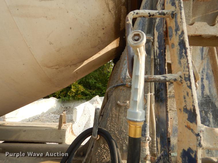 image for item EO9644 1989 Ford LT8000 ready mix truck