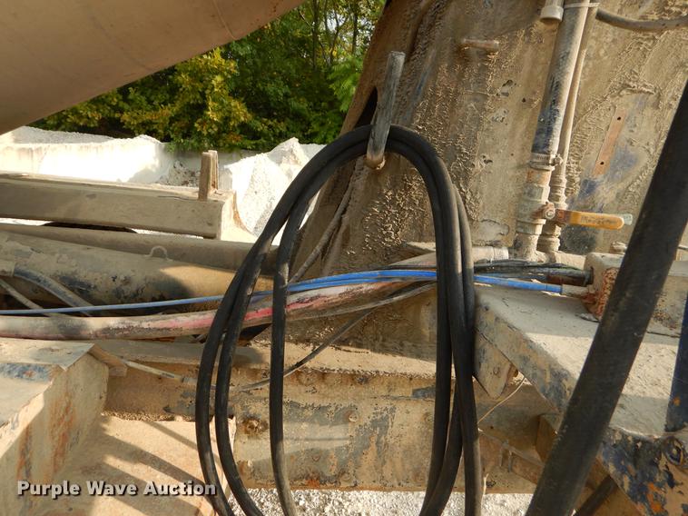 image for item EO9644 1989 Ford LT8000 ready mix truck