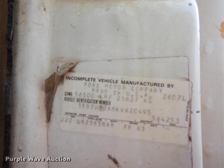 image for item EO9644 1989 Ford LT8000 ready mix truck