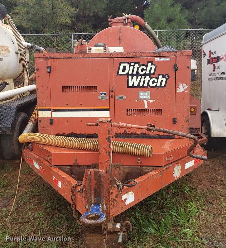 image for item EO9665 2007 Ditch Witch FX30 vacuum excavator