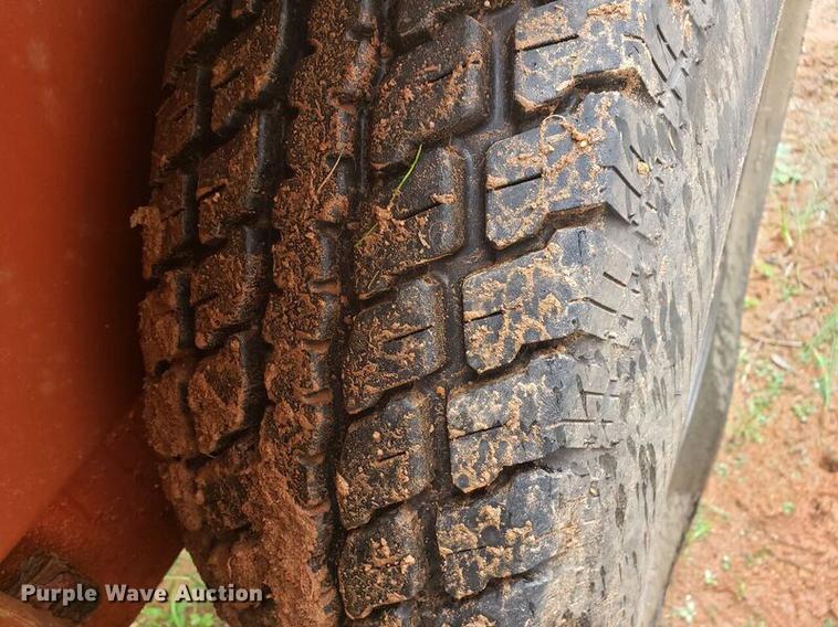 image for item EO9665 2007 Ditch Witch FX30 vacuum excavator