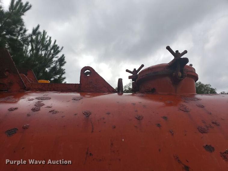 image for item EO9665 2007 Ditch Witch FX30 vacuum excavator