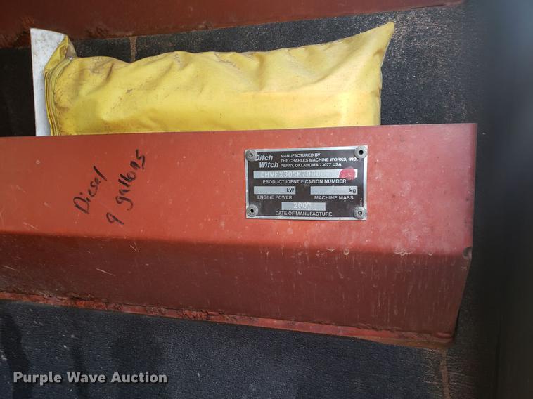 image for item EO9665 2007 Ditch Witch FX30 vacuum excavator