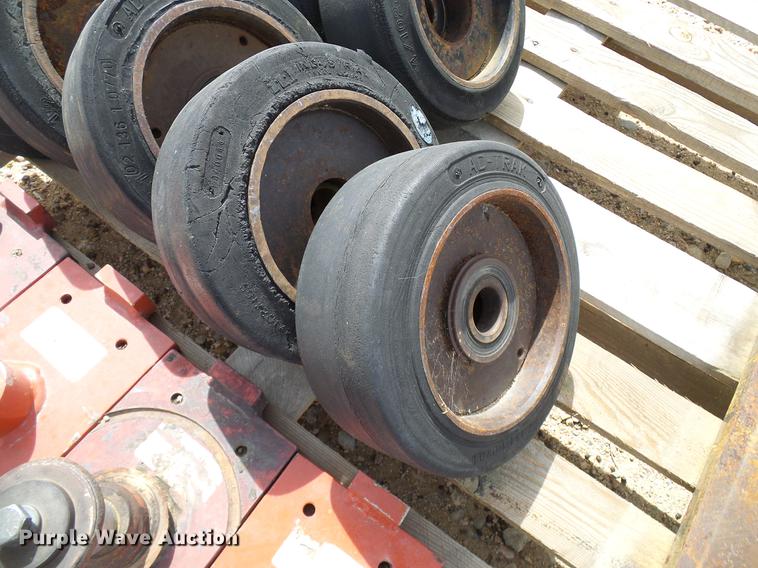 image for item EP9519 Morbark tub rollers