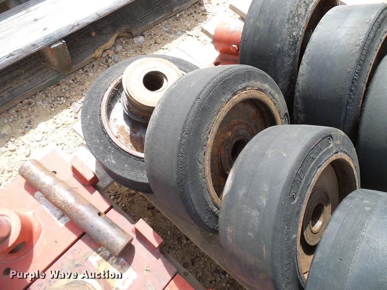 image for item EP9519 Morbark tub rollers