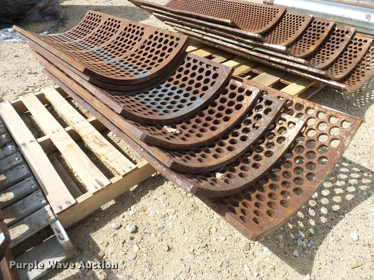 image for item EP9522 (7) Morbark round screens