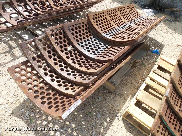 image for item EP9522 (7) Morbark round screens