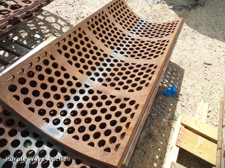 image for item EP9522 (7) Morbark round screens