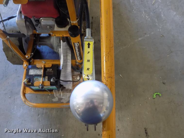 image for item FQ9014 Roofmaster Razer tear off machine