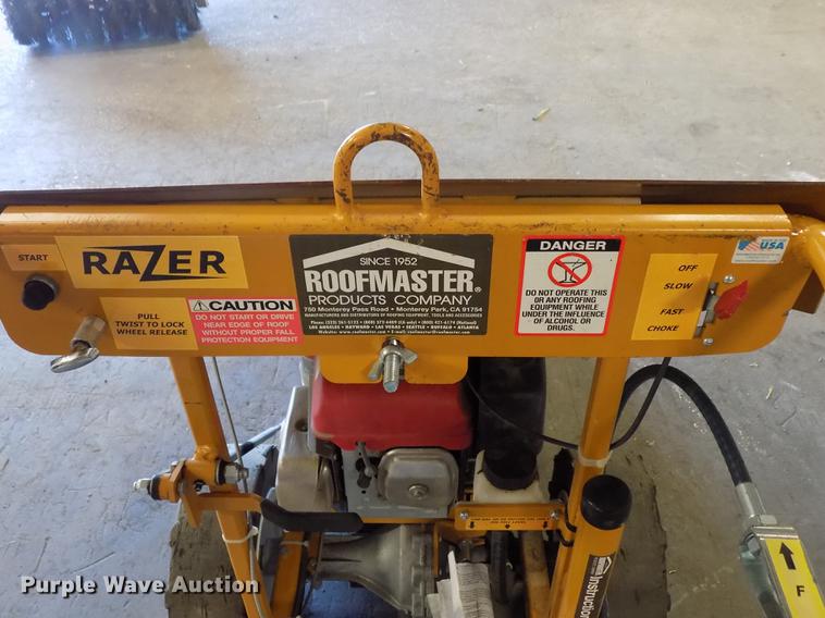 image for item FQ9014 Roofmaster Razer tear off machine