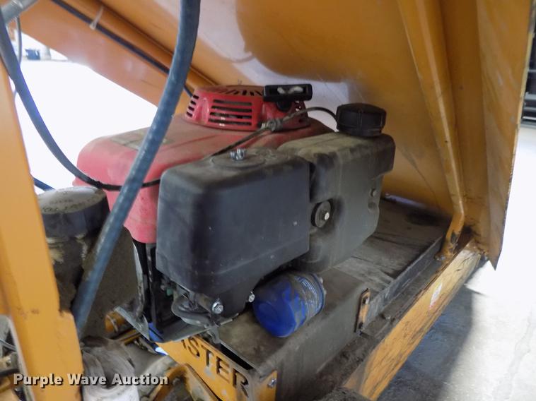 image for item FQ9015 Roofmaster Razer tear off machine