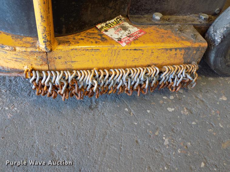 image for item FQ9017 Roofmaster surface planer scratcher