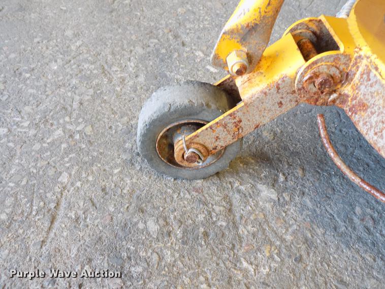 image for item FQ9017 Roofmaster surface planer scratcher