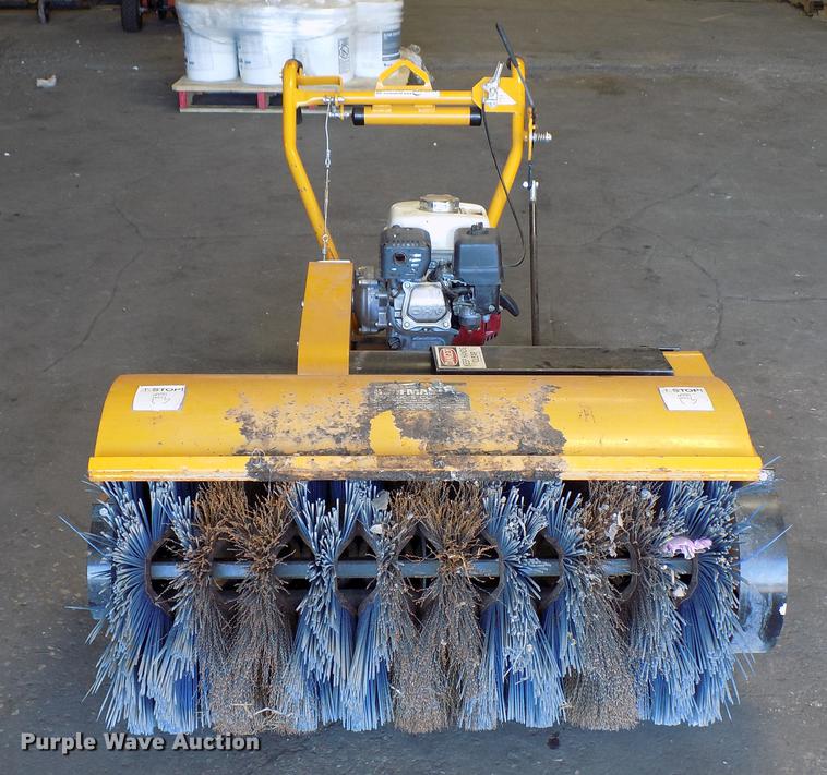 image for item FQ9018 2017 Roofmaster power broom