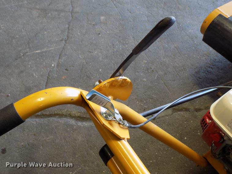 image for item FQ9018 2017 Roofmaster power broom