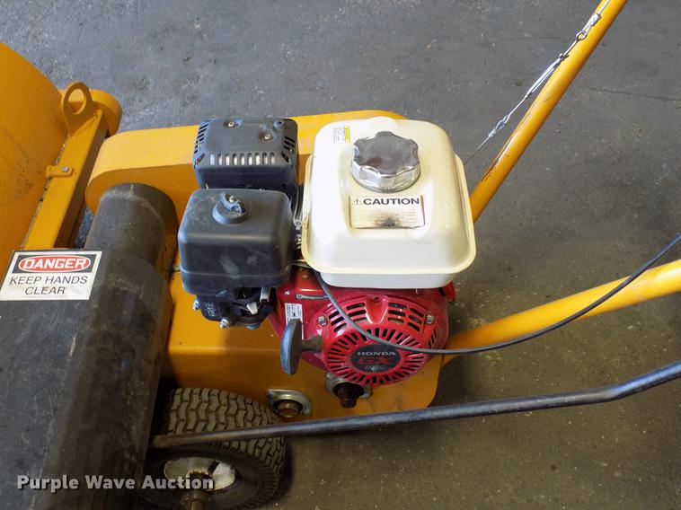 image for item FQ9018 2017 Roofmaster power broom