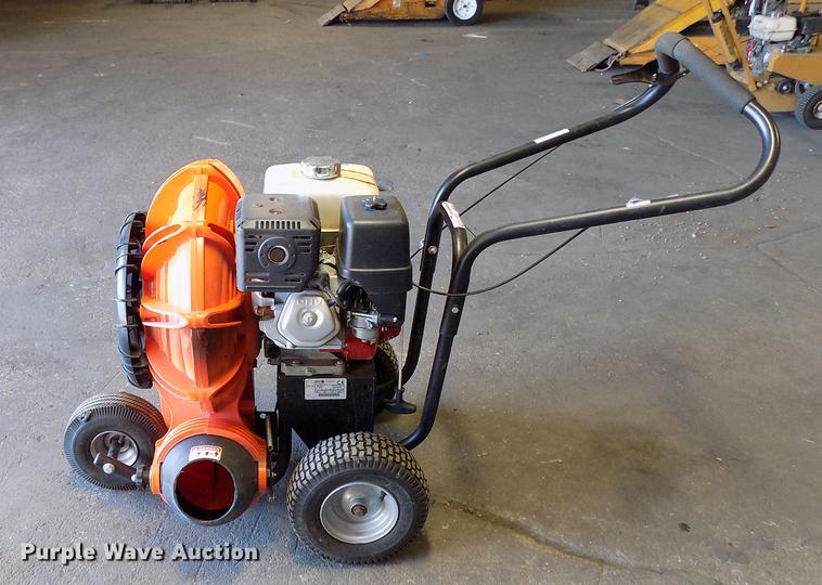 image for item FQ9019 Billy Goat Force F1302H blower