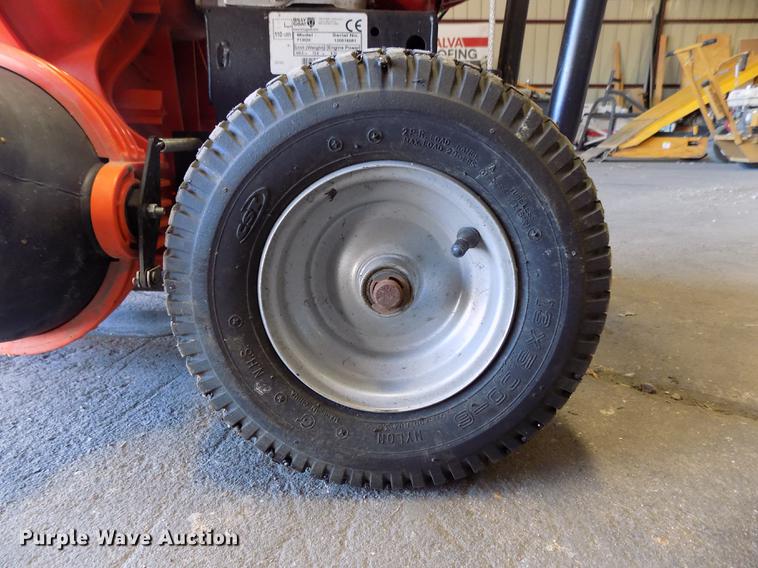 image for item FQ9019 Billy Goat Force F1302H blower