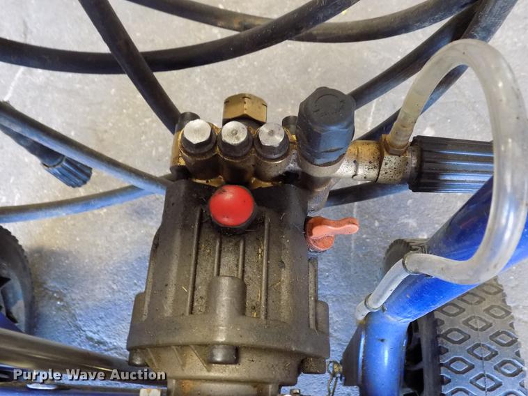 image for item FQ9020 Powerhorse 7501143A pressure washer