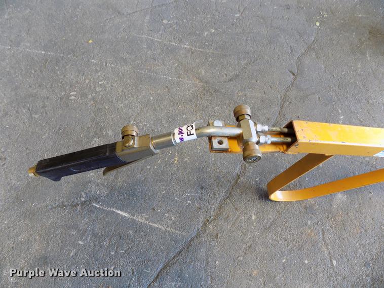 image for item FQ9021 (2) Roofmaster seven burner dragin wagon