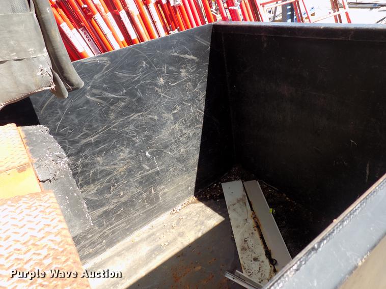 image for item FQ9030 Star Industries 1425 refuse hopper