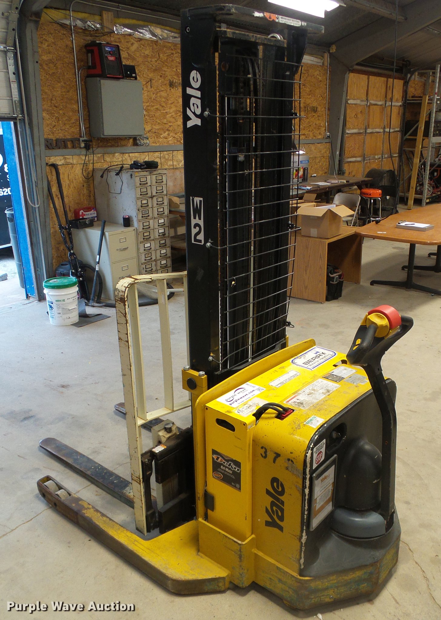 Yale MSW040SFN forklift in Spearville, KS Item DF2786 sold Purple Wave