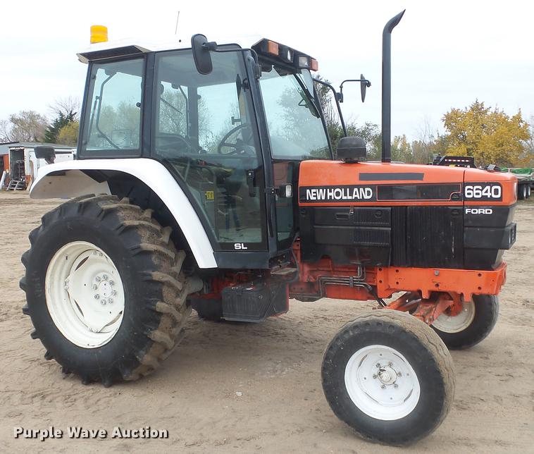 image for item AM9022 New Holland 6640 tractor